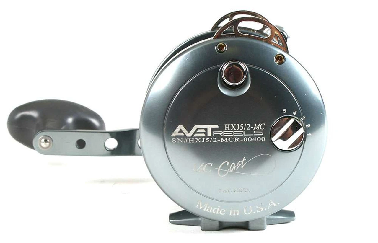 Avet HXJ 5/2 MC Two Speed Lever Drag Casting Reel Gunmetal 4 Avet HXJ 5/2 MC Two Speed Lever Drag Casting Reel Gunmetal - Image 2